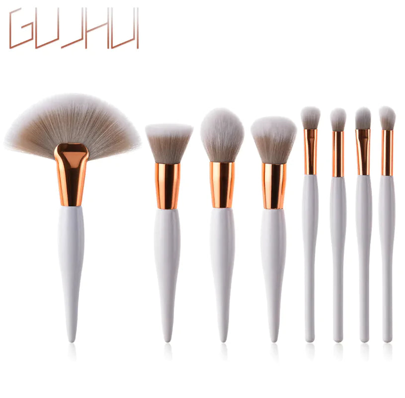 Pinceaux ProLuxe – Ensemble de 8 pinceaux de maquillage professionnels