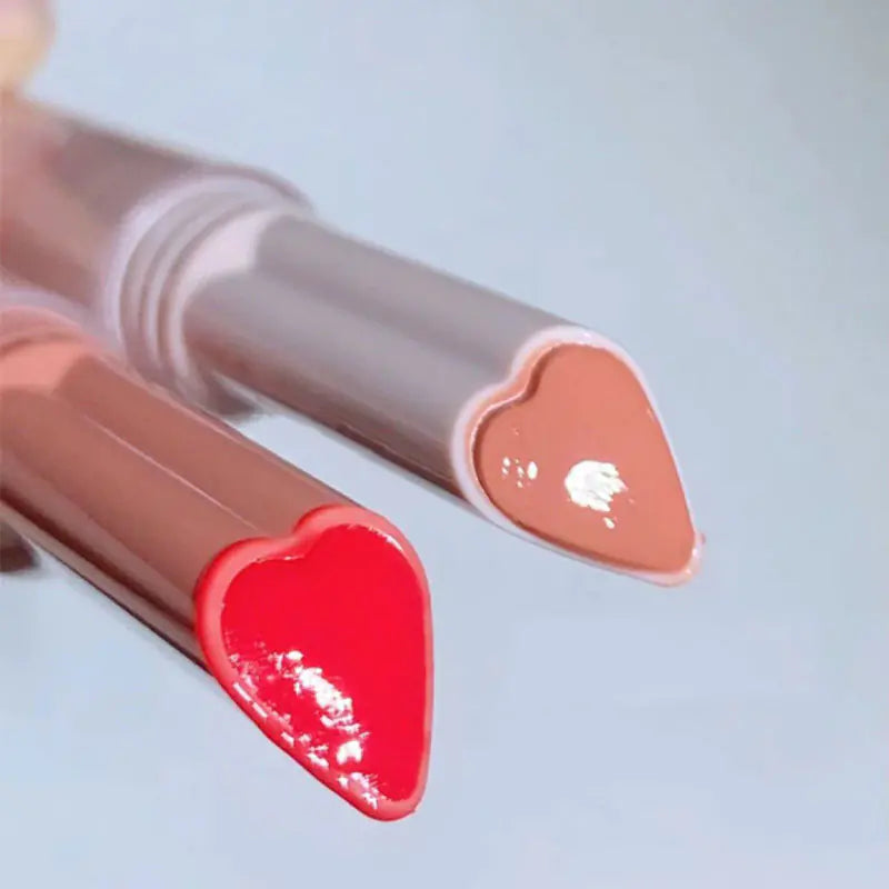FLORTTE Love Stick « Premier Baiser » – Rouge à lèvres hydratant avec miroir intégré